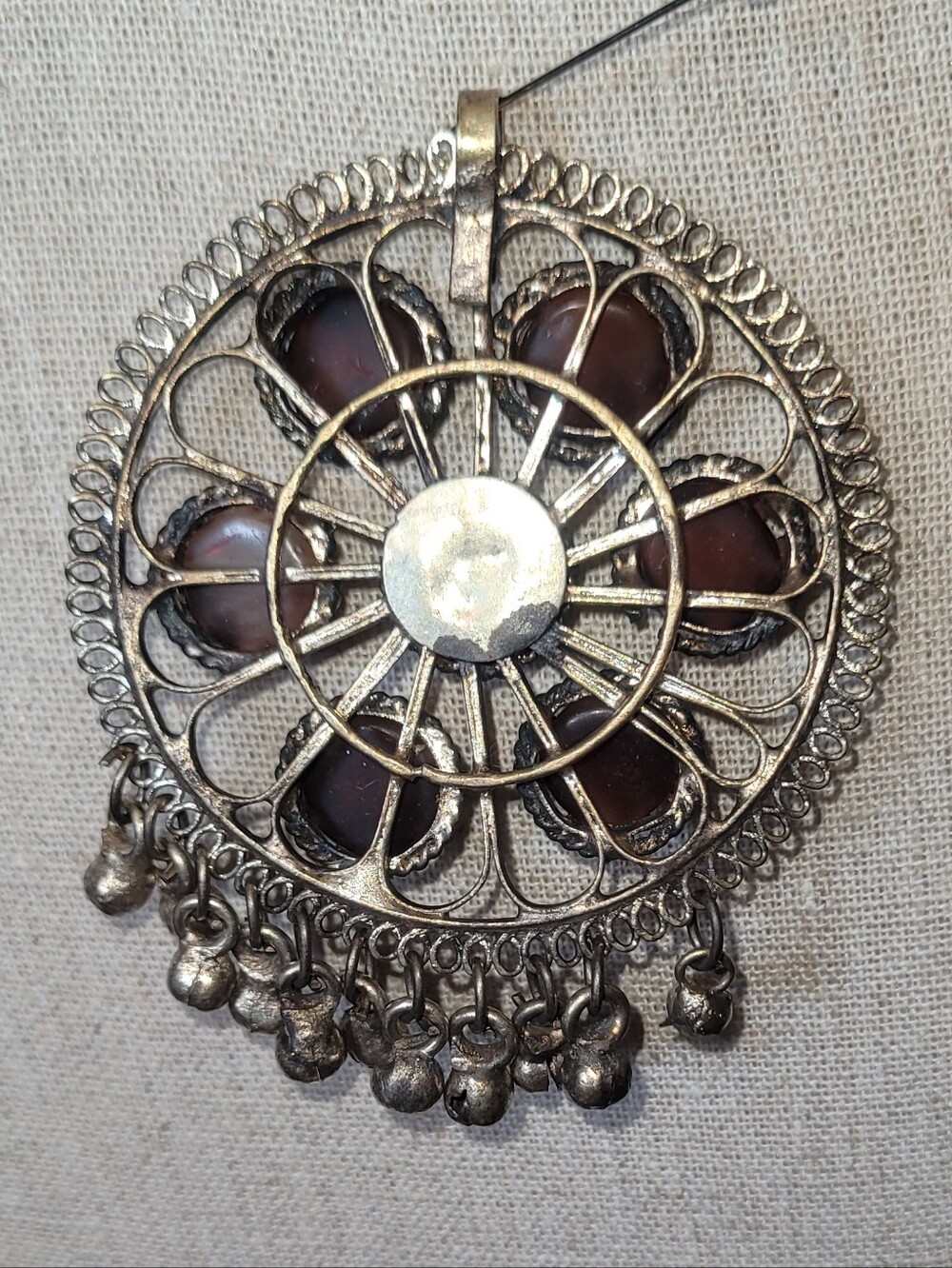 Vintage Filigree Pendant Necklace with Cabochons Agate - Picture 4 of 9